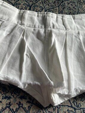 Edikted Mini skirt XS white